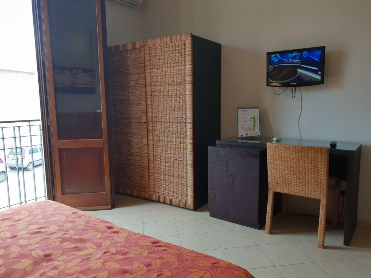 My Bed Favignana Villa ภายนอก รูปภาพ